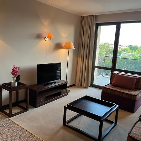 Luxury Private At Barcelo Complex דירה *