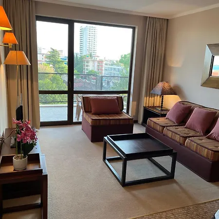 Luxury Private At Barcelo Complex דירה סאני ביץ'