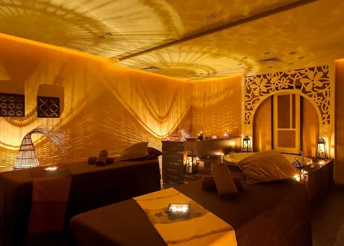 Luxury Private At Barcelo Complex Апартаменты